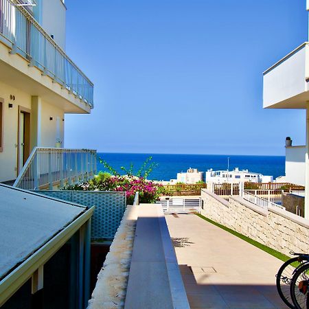 Orange Dream Hotel Полиняно а Маре Екстериор снимка